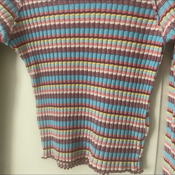 FREE PEOPLE SHIRT! - Picture 4 of 5